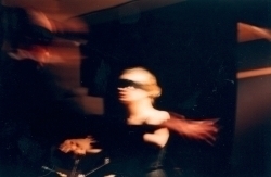 Performance im Pathos