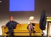 Performance im Pathos